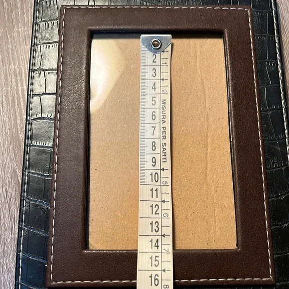 Picture frame - Picture 5 of 5